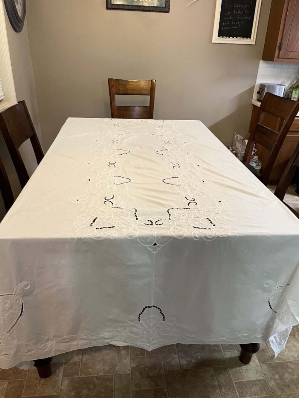 Embroidered Floral Tablecloth 112x64 Rectangular Openwork Used Ivory/Off-White
